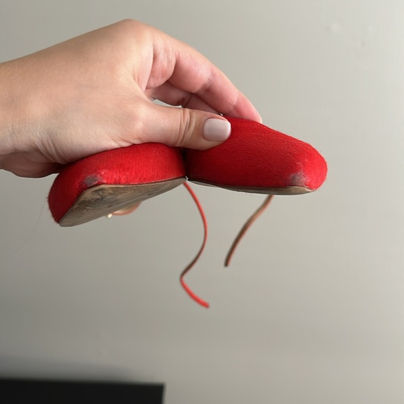 Gently worn red-orange calf fur pointy toe shoes - Picture 6 of 7